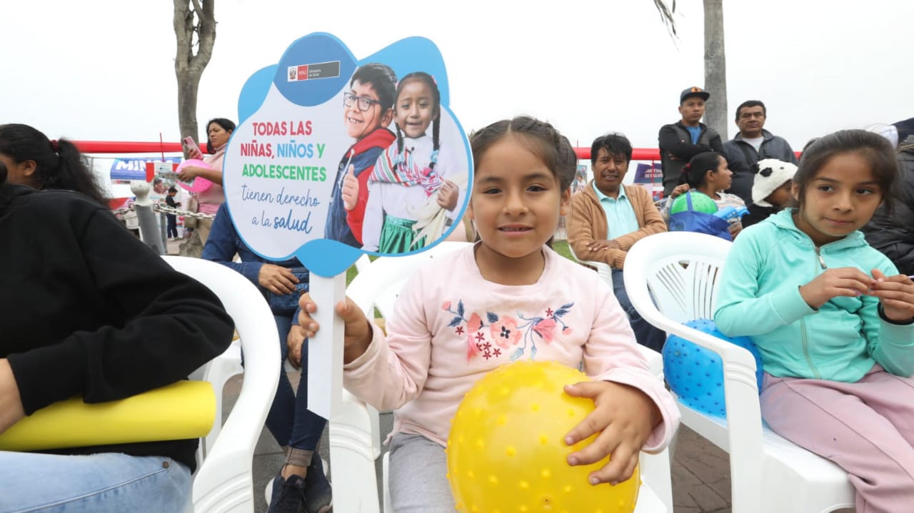 Con corso y feria de salud el Minsa celebra el 34 aniversario de la Convención sobre los Derechos de la Niña y el Niño