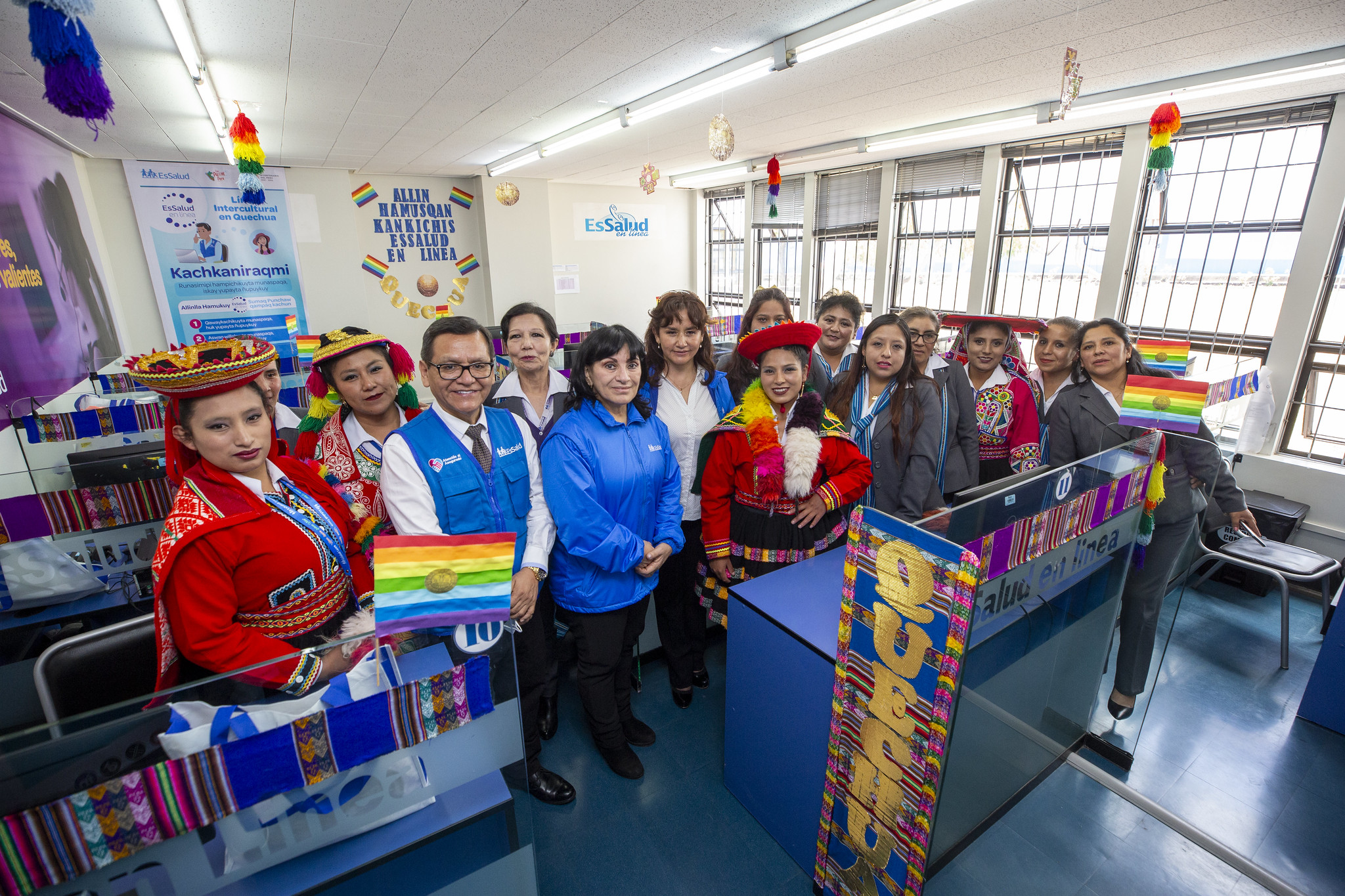 Presidenta de EsSalud reactiva central telefónica en quechua, en beneficio de 70 mil asegurados quechuahablantes del Cusco