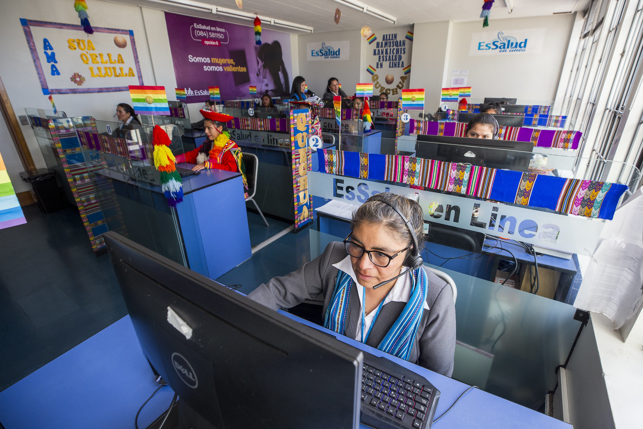 Presidenta de EsSalud reactiva central telefónica en quechua, en beneficio de 70 mil asegurados quechuahablantes del Cusco