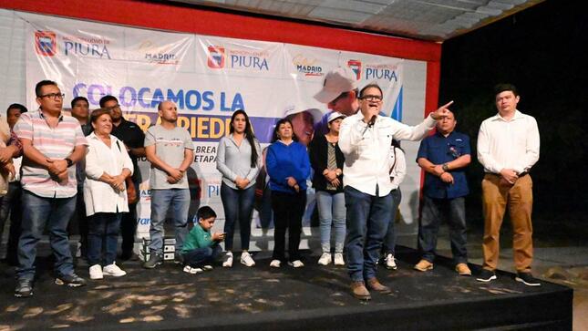 Alcalde solicita presupuesto para ejecución de obras del centro de la ciudad