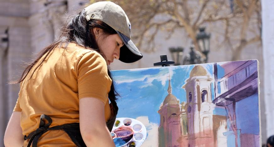 De esta forma se desarrolla el “Octavo concurso nacional de pintura rápida Sergio Gámez Alejo”.