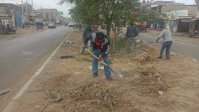 Municipalidad De Sullana Realiza Mega Operativo De Limpieza En La Av. Buenos Aires