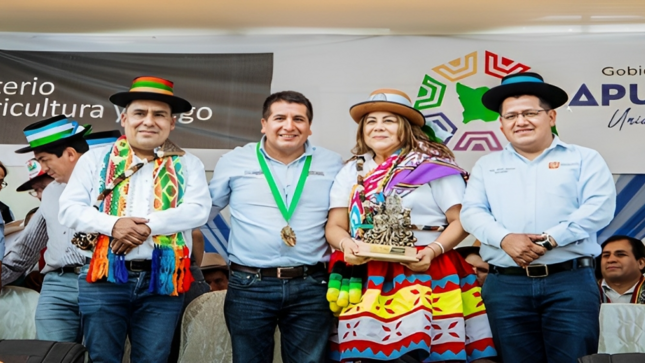 TITULAR DEL MIDAGRI BUSCA LA PRIORIZACIÓN DEL PROYECTO DE RIEGO PARA EL CENTRO POBLADO DE POLTOCSA