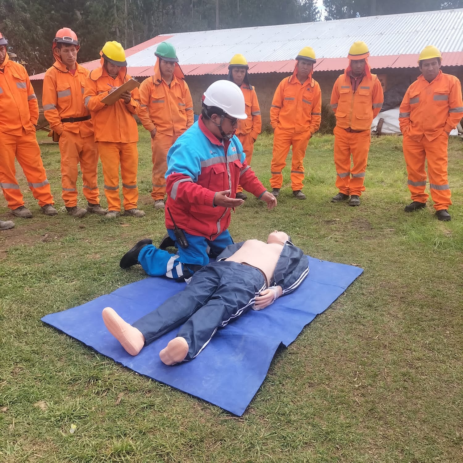 La línea 106 para urgencias y emergencias médica ya se encuentra operativa