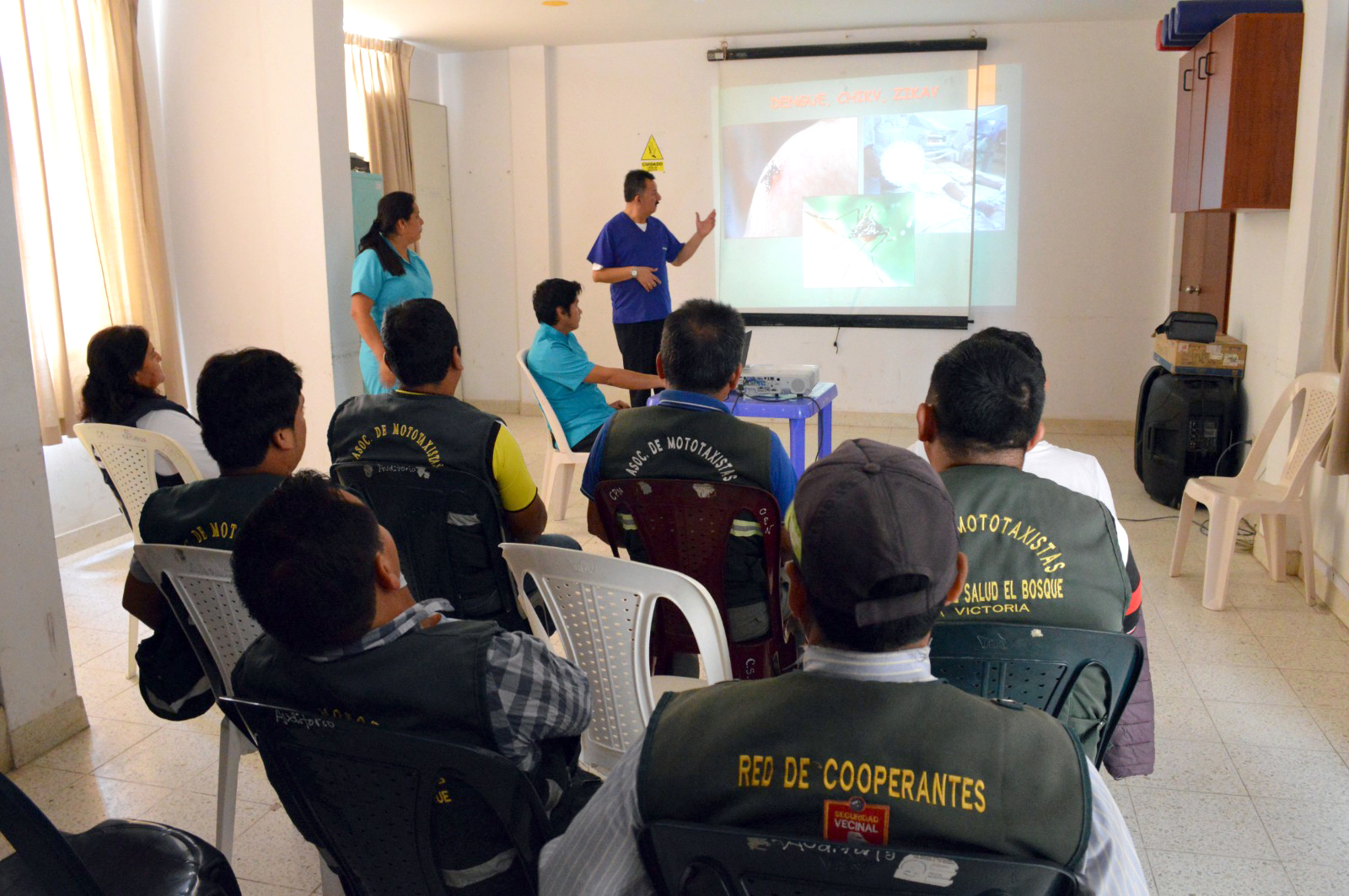 Asociación de Mototaxistas de La Victoria Recibe Capacitación Vital sobre Prevención del Dengue