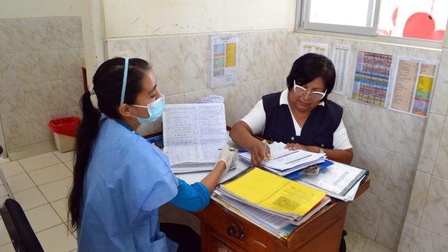 Monitorean Centro de Salud Reque para seguir mejorando los servicios de salud