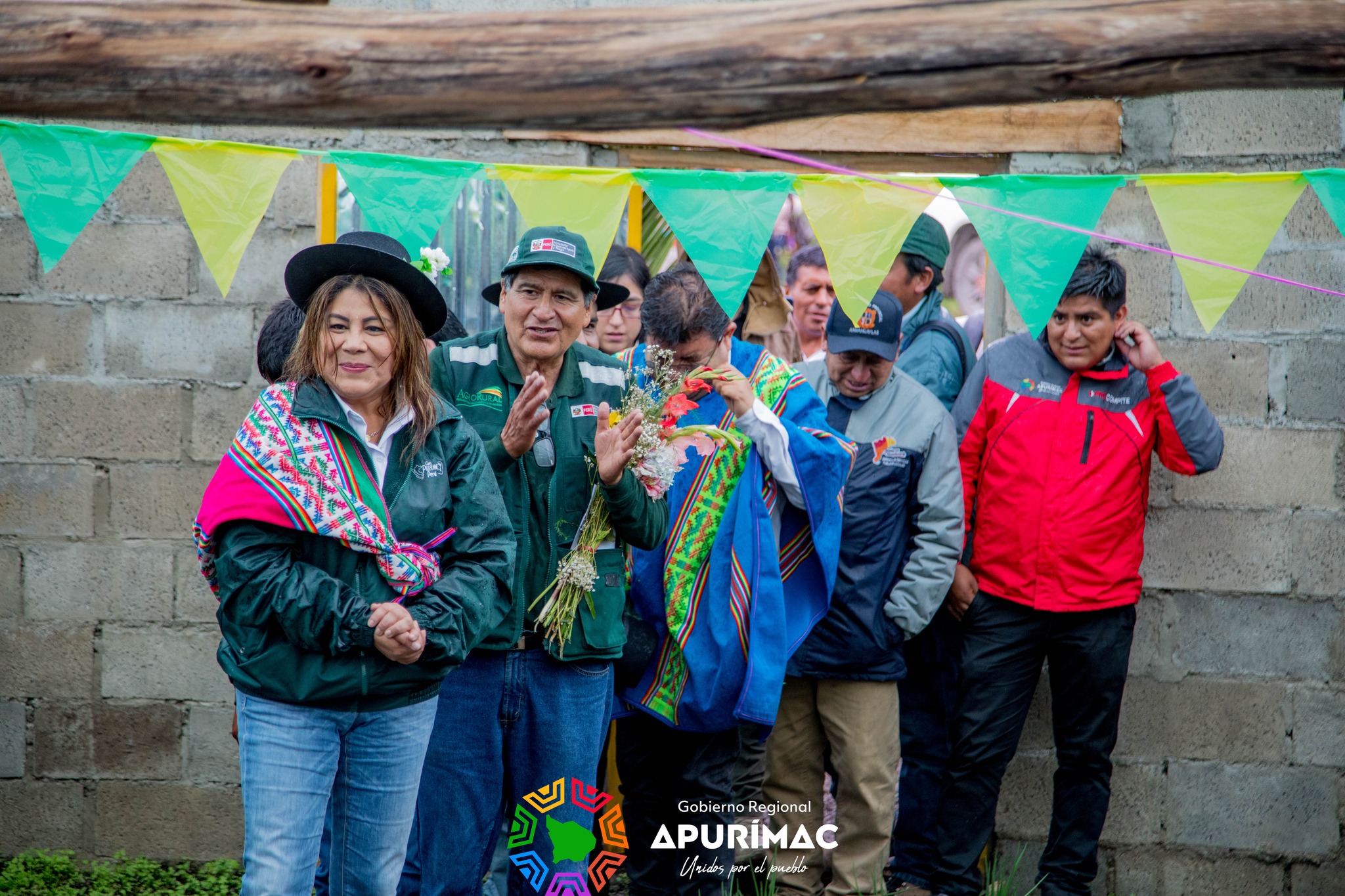 Ministra de Agricultura y Gobernador Regional inauguraron red de fitotoldos familiares