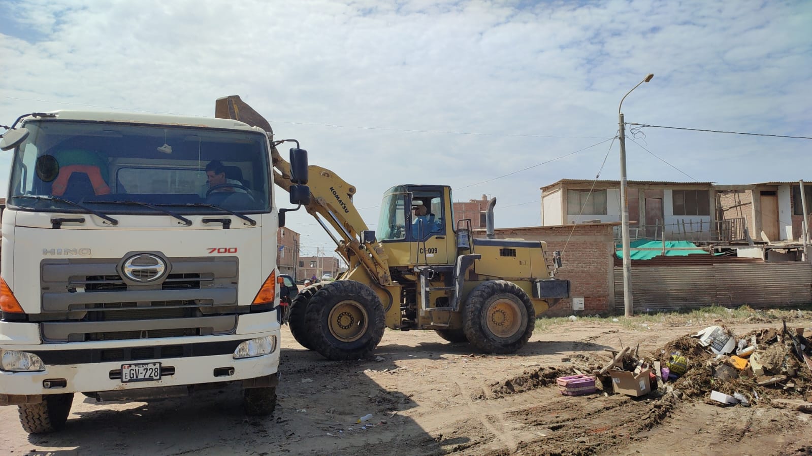 MPCH realiza campaña Limpia Techos como prevención ante pronóstico de lluvias