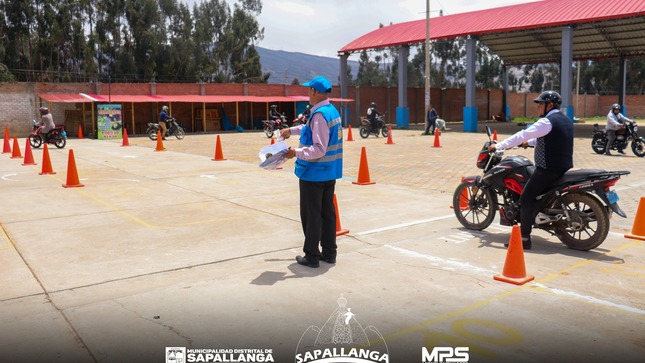 Se llevo a cabo los exámenes para Licencia de vehiculos menores 2023