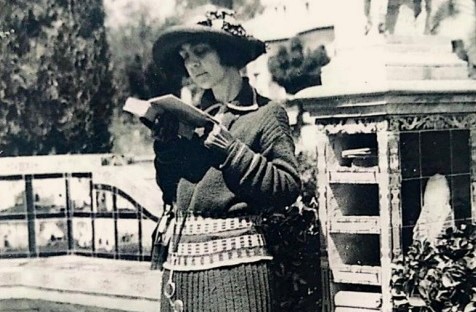 Ministerio de Cultura declaró Patrimonio Cultural a la Colección Angélica Palma (1896-1960)