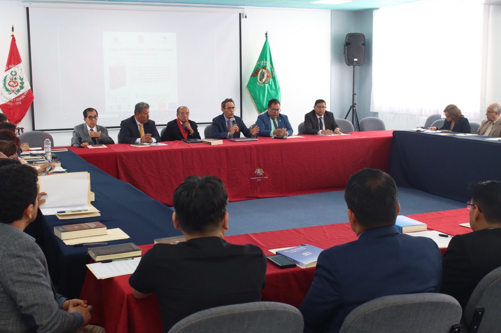 Foro de Reflexión Constitucional y de Ciencia Política realizó el Tribunal constitucional en la región La Libertad
