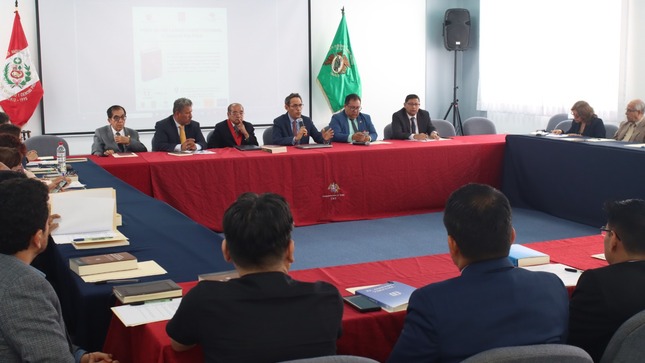 Foro de Reflexión Constitucional y de Ciencia Política realizó el Tribunal constitucional en la región La Libertad