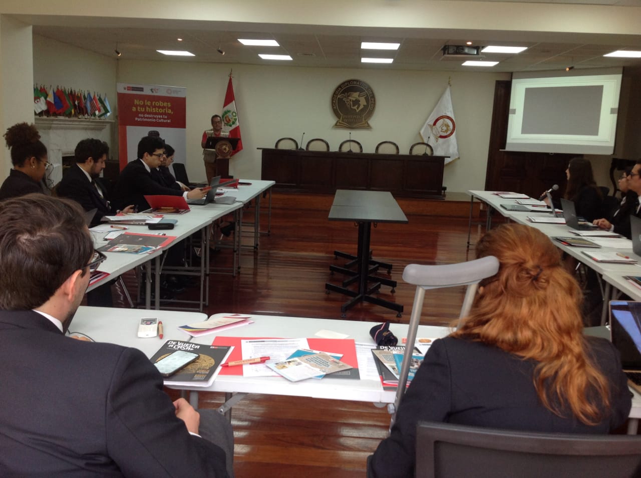 Ministerio de Cultura capacitó a alumnos de la Academia Diplomática del Perú en materia de lucha contra tráfico ilícito de bienes culturales