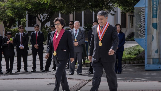 Escuela de Posgrado de la UNHEVAL celebra su 30° aniversario