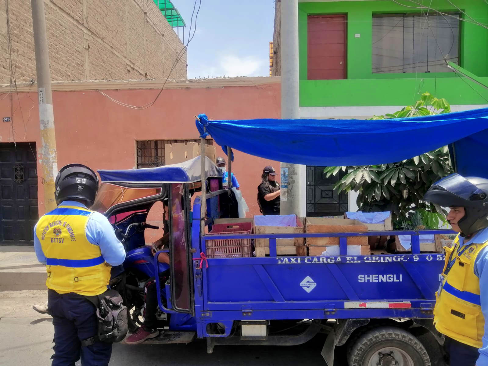 Fiscalizaciรณn y control de la MPH continรบa reordenando la ciudad ante el comercio informal