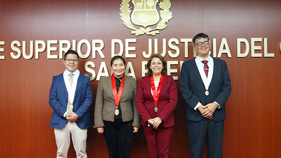 Presidenta de la Corte Superior de Justicia del Callao, Teresa Soto Gordon, tomó juramento a tres Jueces en órganos jurisdiccionales penales