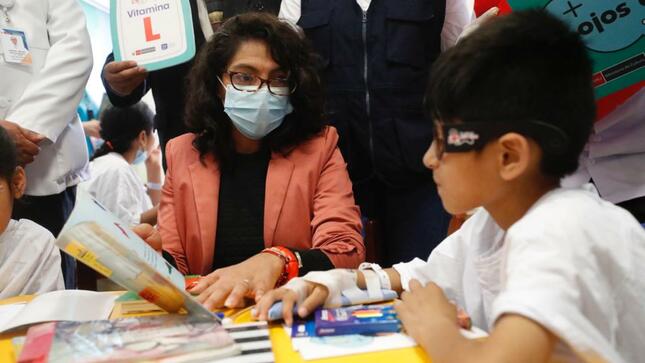 Ministra de Cultura presentó el servicio “Lectura que cura”