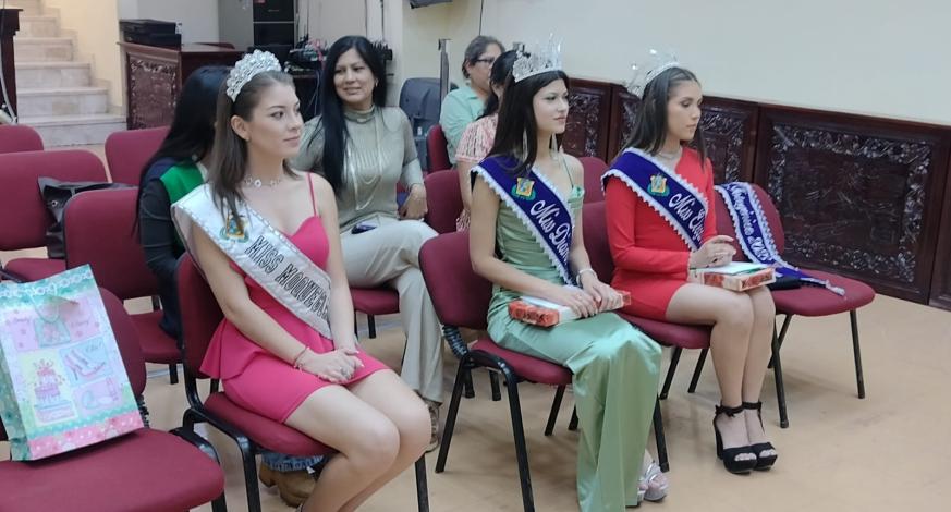 El certamen para elegir a la Miss Moquegua 2023 permitió la coronación de Yedaly Salas Rodriguez como soberana de la ciudad.
