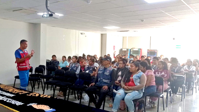 SAMU fortalece capacidades en primeros auxilios a cuidadores de niños de CUNA MÁS
