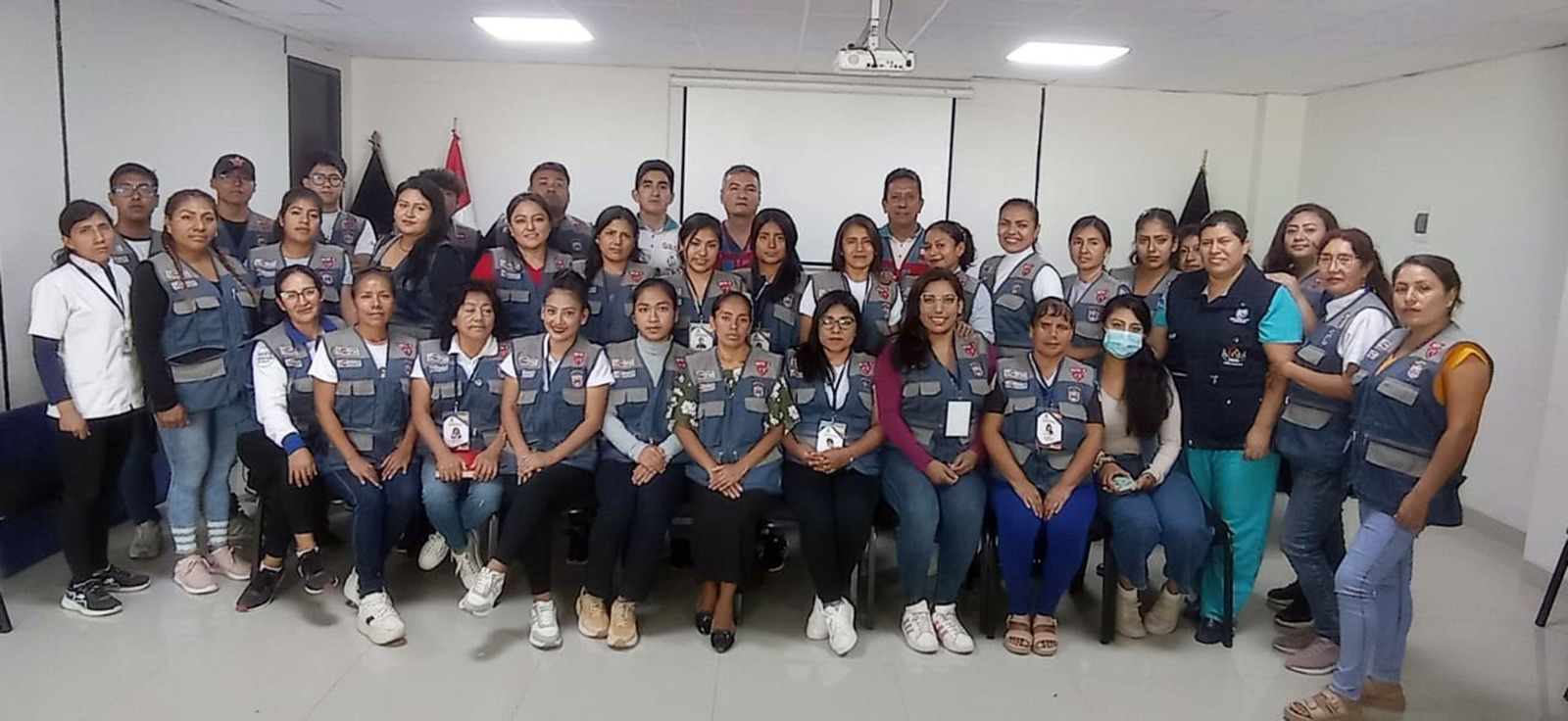 SAMU fortalece capacidades en primeros auxilios a cuidadores de niños de CUNA MÁS