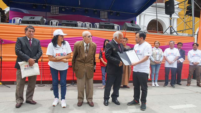 Ministerio de Cultura otorga Personalidad Meritoria de la Cultura a promotores huanuqueños por su aporte al desarrollo cultural del país