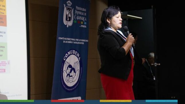 El Consejo Municipal de Desarrollo del Niño, Niña y Adolescente (COMUDENNA) se complace en informar sobre una serie de actividades llevadas a cabo en conmemoración al Día Internacional del Niño, con la participación de la regidora Delia Tafur y el gerente de Desarrollo Social.
👉En un esfuerzo conjunto para promover el bienestar y los derechos de la infancia, el COMUDENNA ha organizado diversas iniciativas para celebrar este día significativo. Uno de los eventos destacados fue un día de ponencias denominado "Retos para la protección integral de los derechos de los niños y adolescentes en el contexto actual" que tuvo lugar en las instalaciones de la Universidad Privada del Norte, donde expertos en el ámbito infantil compartieron sus conocimientos y experiencias.
✅Agradecemos a Sandra Bringas Flores, Fiscal provincial de la primera fiscalía provincial de prevención del delito; Percy Bazán Carrera, médico psiquiátra de la Universidad mayor de San Marcos; Elda Machuca Aliaga Juez del sexto juzgado de paz letrado familia de Cajamarca y a todos los involucrados para seguir mejorando la salud mental y física de nuestros niños. 