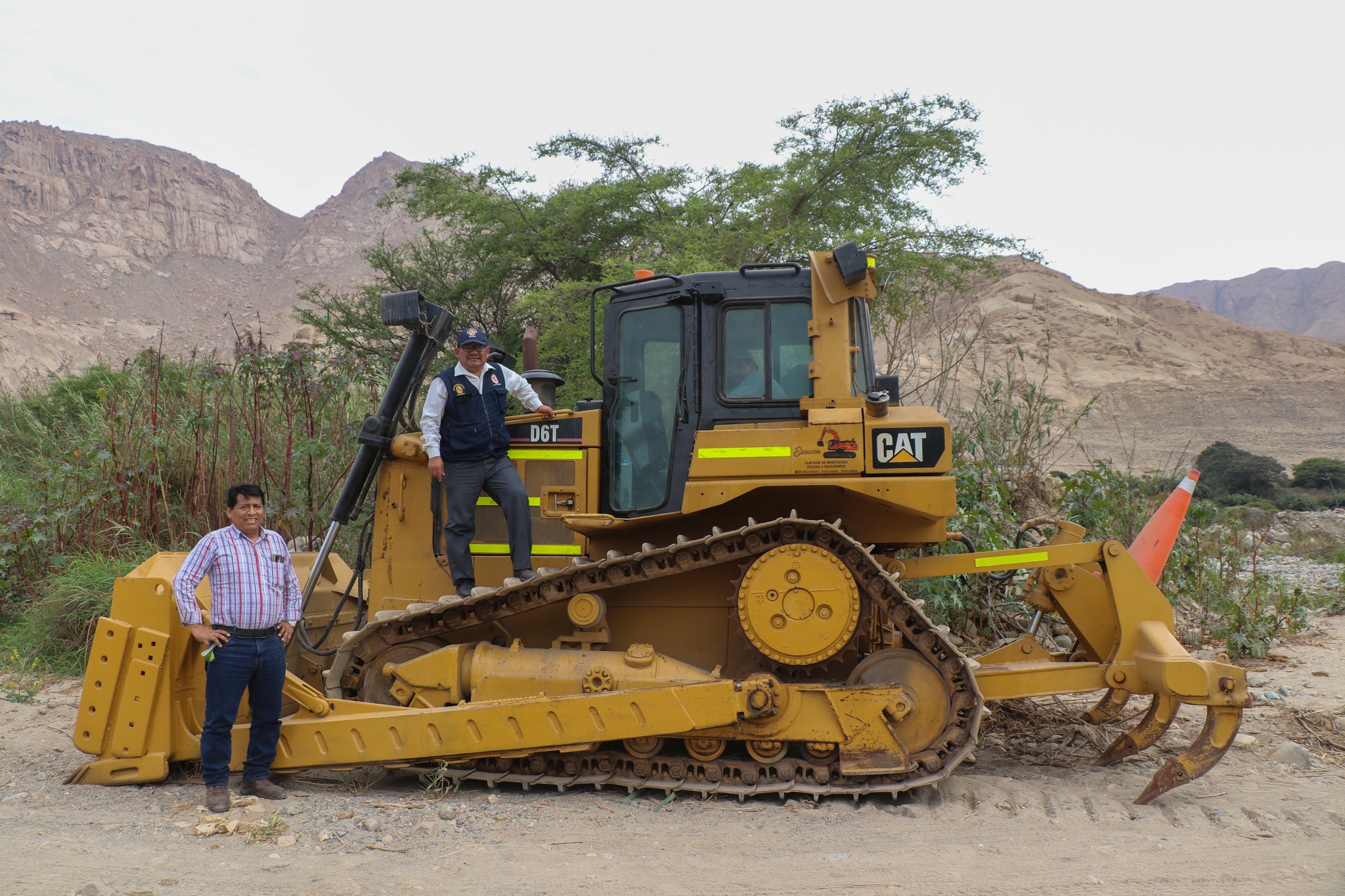 ALCALDE JUAN REAÑO ANTÚNEZ SUPERVISA ZONA DE INTERVENCIÓN PARA TRABAJOS DE LIMPIEZA, ENCAUSAMIENTO Y DESCOLMATACIÓN DEL RÍO SUPE EN EL C.P DE JAIVA