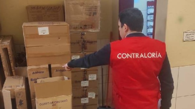 La Contraloría evidenció que el Hospital Regional Docente de Cajamarca (HRDC) incumple la normativa que regula el adecuado y oportuno procedimiento para el acondicionamiento, segregación, transporte y almacenamiento de los residuos sólidos, lo que podría afectar la salud del personal administrativo, personal asistencial, pacientes y el público usuario. 
