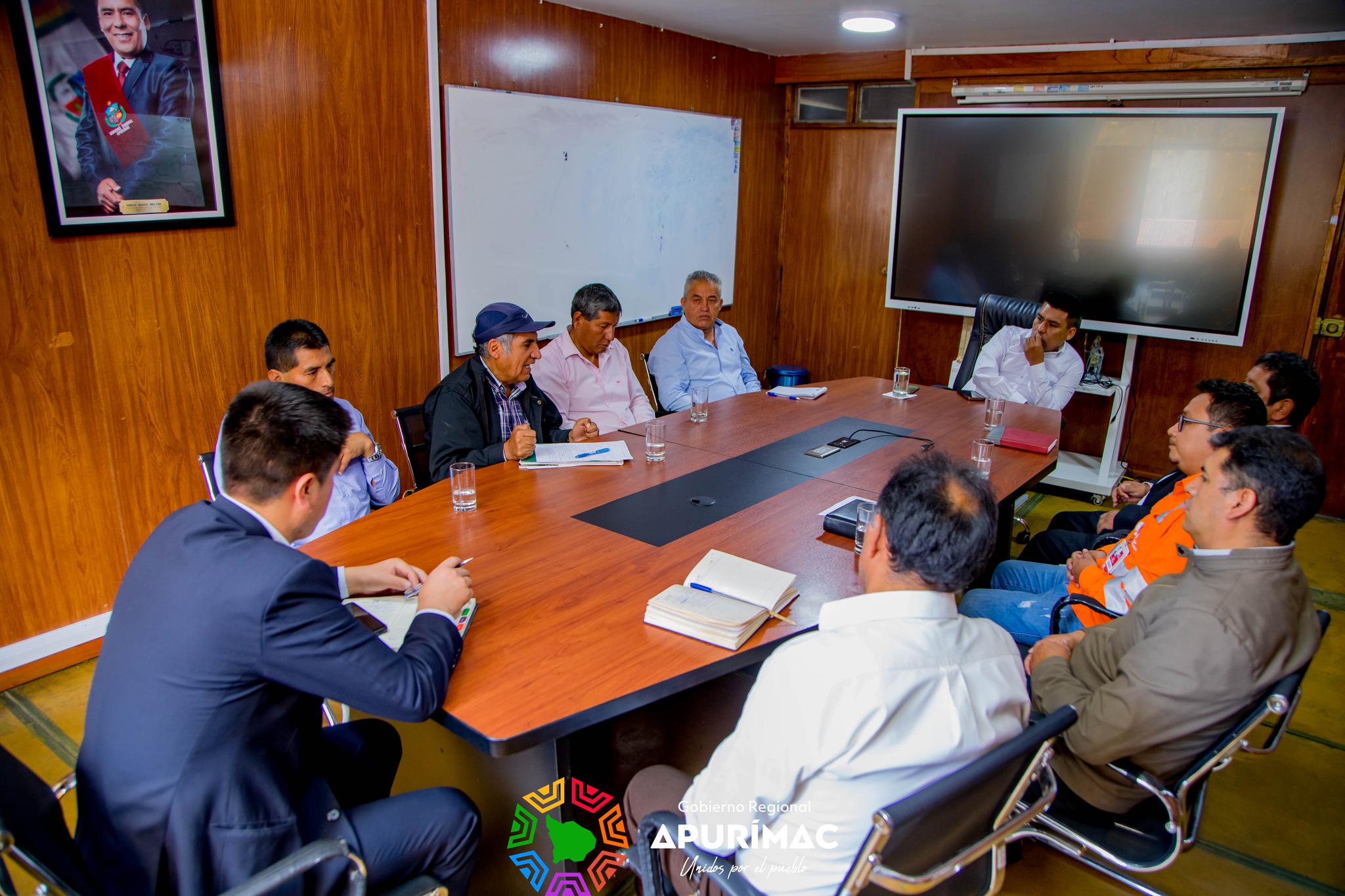 Gobernador regional Percy Godoy y autoridades comunales articulan importantes acuerdos sobre corredor económico de integración Apurímac