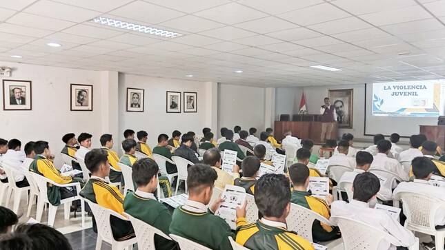 Huancabamba: Capacitan a jóvenes para prevenir actos de violencia