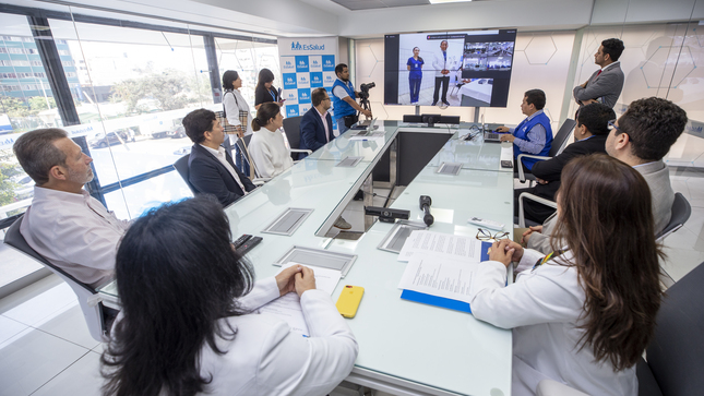 EsSalud: el Centro Nacional de Telemedicina implementa el primer teleconsultorio en la Red Junín
