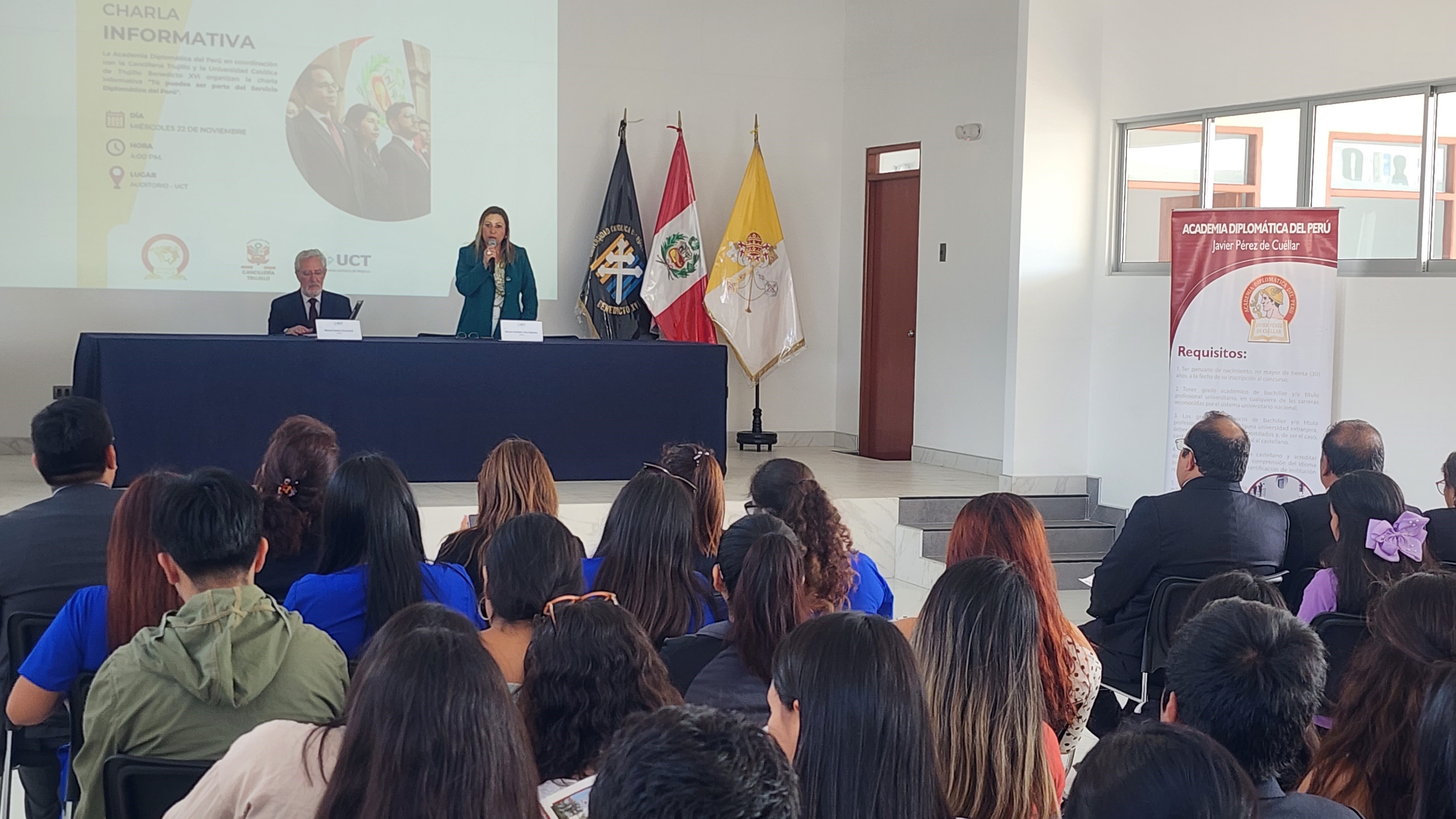Cancillería Trujillo despierta el interés de estudiantes universitarios sobre la Academia Diplomática del Perú
