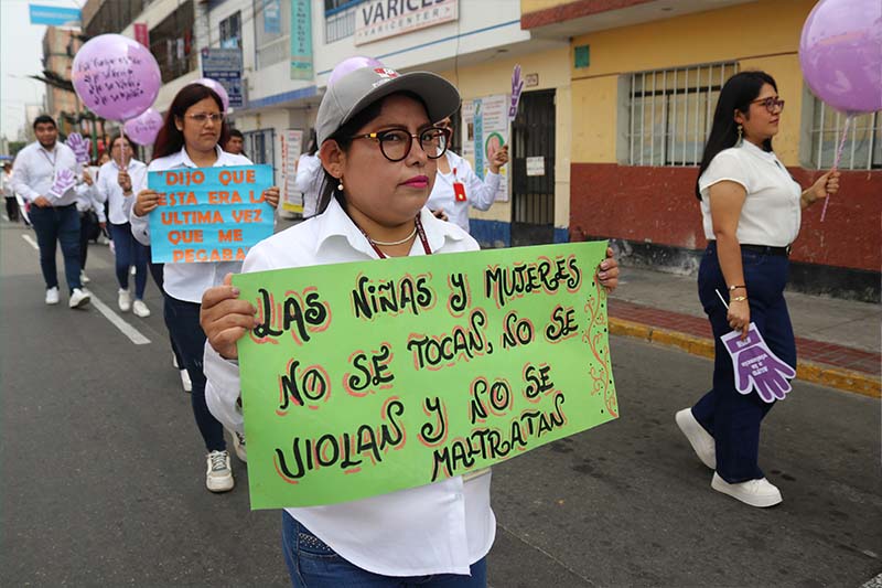 Una caminata por las calles de Carmen de la Legua realizó la Corte Superior de Justicia del Callao para sensibilizar a la ciudadanía por el Día de la No violencia contra la mujer