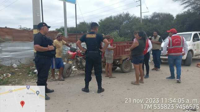 INTERVIENEN MOTOFURGÓN POR ARROJAR RESIDUOS SÓLIDOS EN LUGAR NO AUTORIZADO