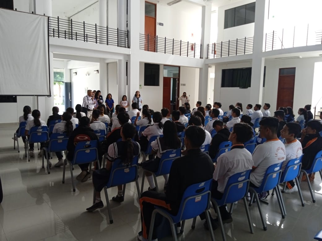 Municipalidad De Sullana Y La Universidad Nacional De Frontera Colaboran En Pasantía Educativa