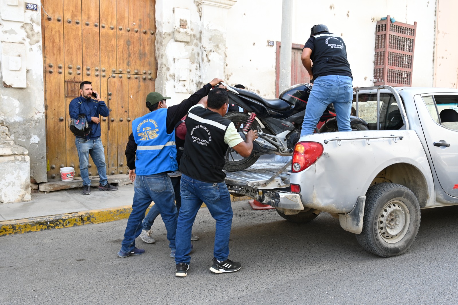 Motocileta intervenida por no tener licencia ni soat