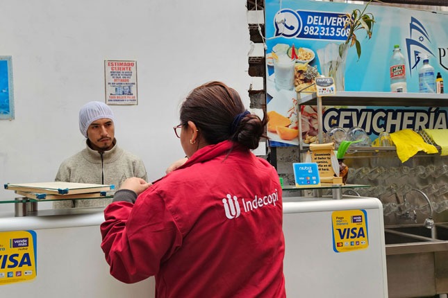 Comando Regional del Indecopi inspeccionó en Huancavelica un centenar de servicios de hospedaje, restaurantes y transporte