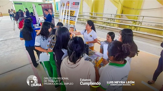784 Estudiantes de La Unión Exploran Carreras y Reflexionan Sobre sus Metas