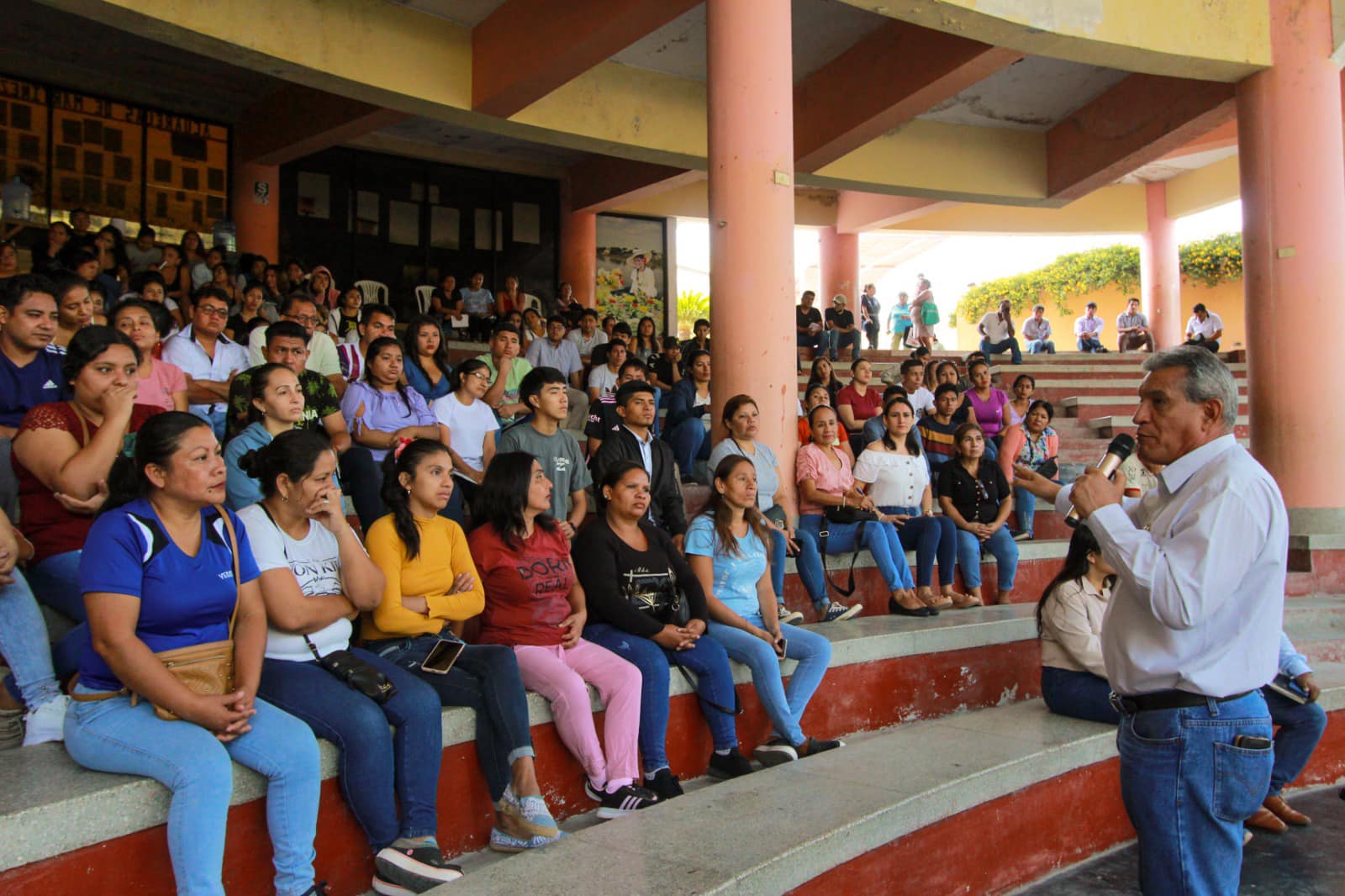 PROMOVIENDO OPORTUNIDADES LABORALES