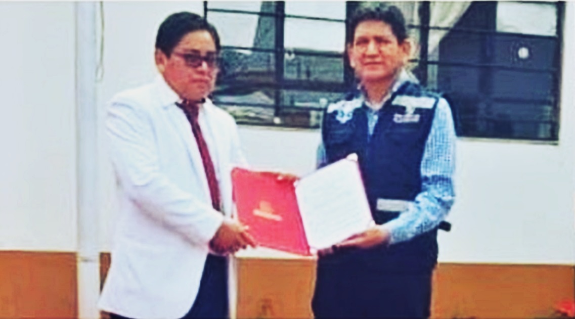 Nuevo Director Ejecutivo de la Red Integrada de Salud Chilca-Mala. Con la presencia del Vice Gobernador Regional, dio inicio a la ceremonia