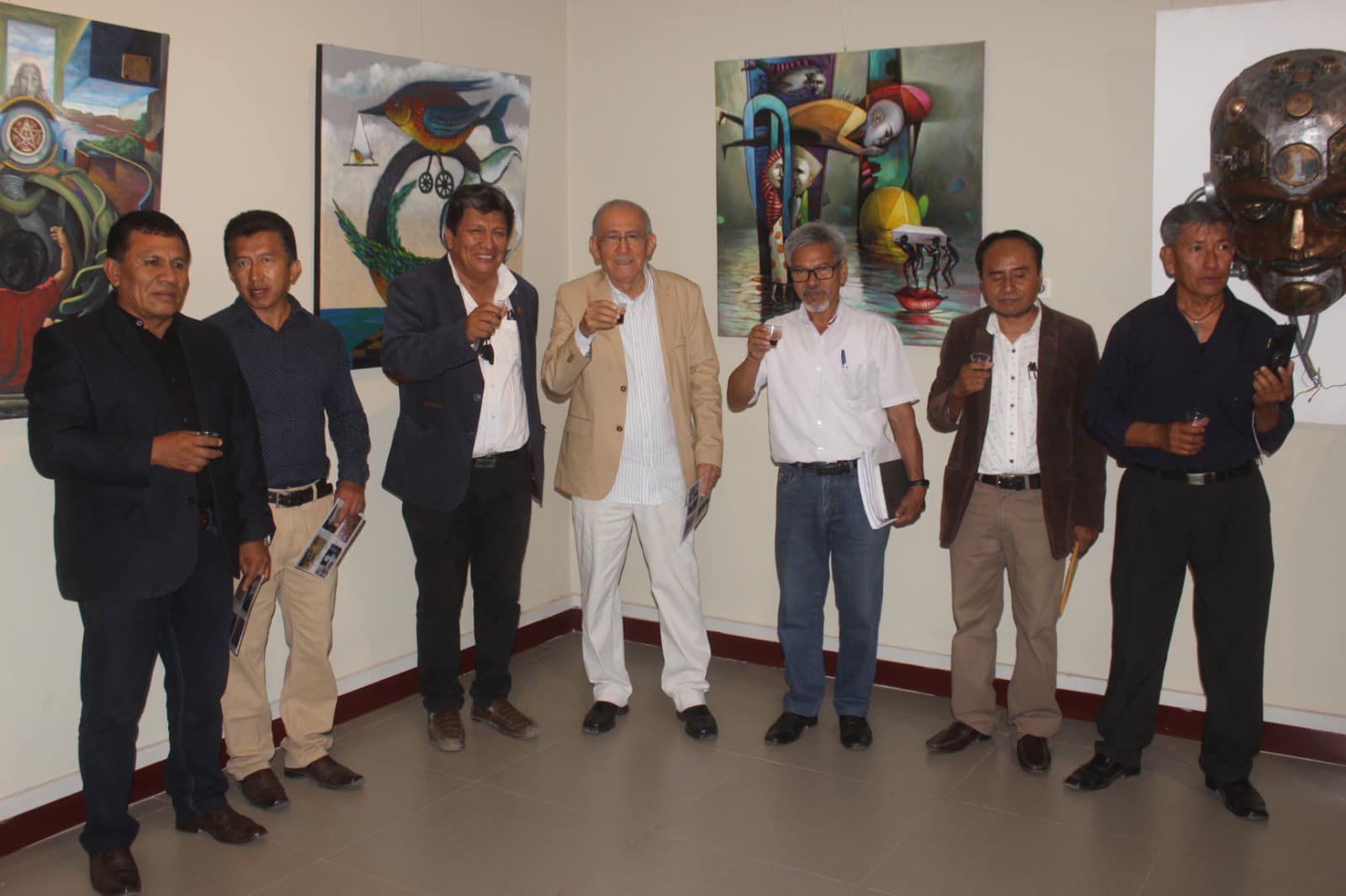 Inauguran Exposición Artística "Vestigios, Una Síntesis A Través Del Tiempo" En La Municipalidad De Sullana