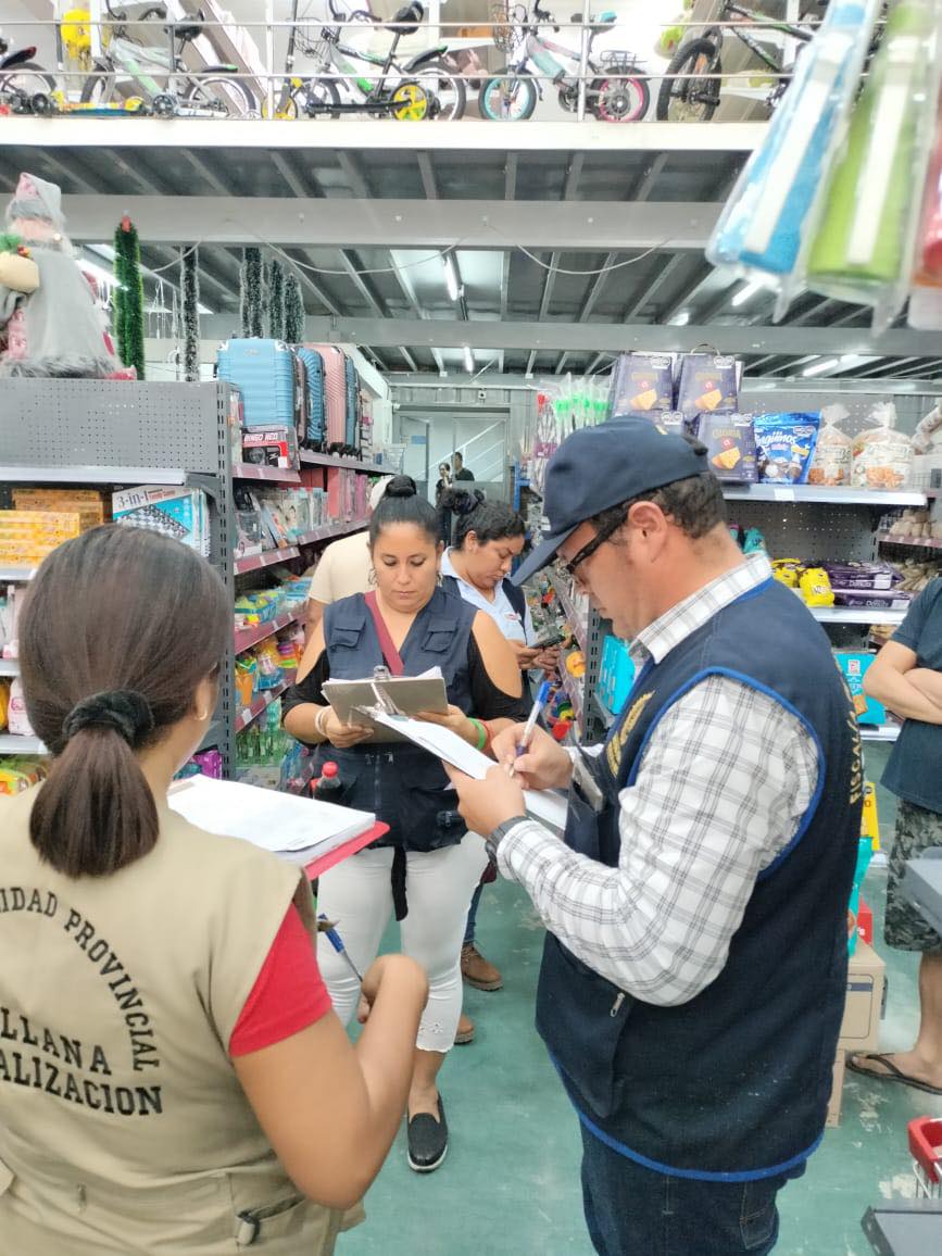 MUNICIPALIDAD BUSCA PREVENIR LA VENTA DE JUGUETES ADULTERADOS DURANTE FIESTAS NAVIDEÑAS