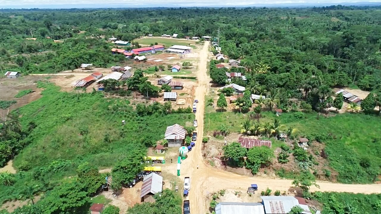 Pasco: Devida realizó mantenimiento de camino vial de 10 km en distrito de Constitución