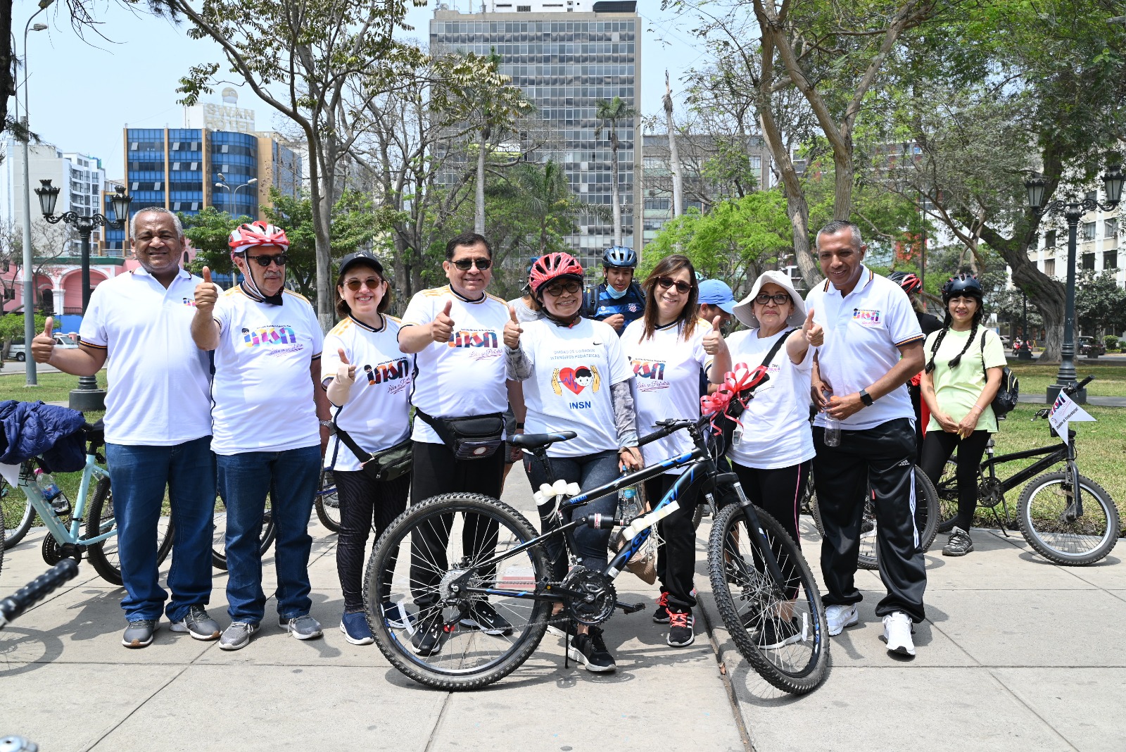 INSN organizó con éxito la gran bicicleteada familiar por su 94° aniversario