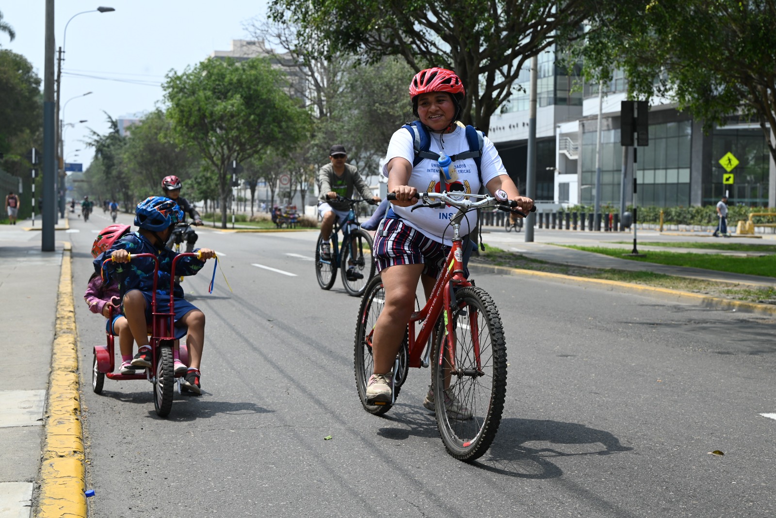 INSN organizó con éxito la gran bicicleteada familiar por su 94° aniversario