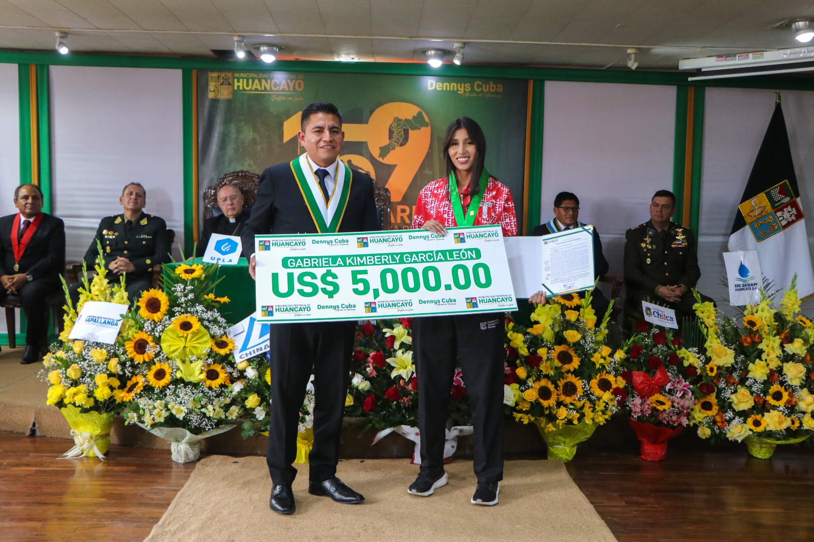 Denny Cuba Rivera en su mensaje por el aniversario de Huancayo:"no seré un alcalde que administre pobreza"