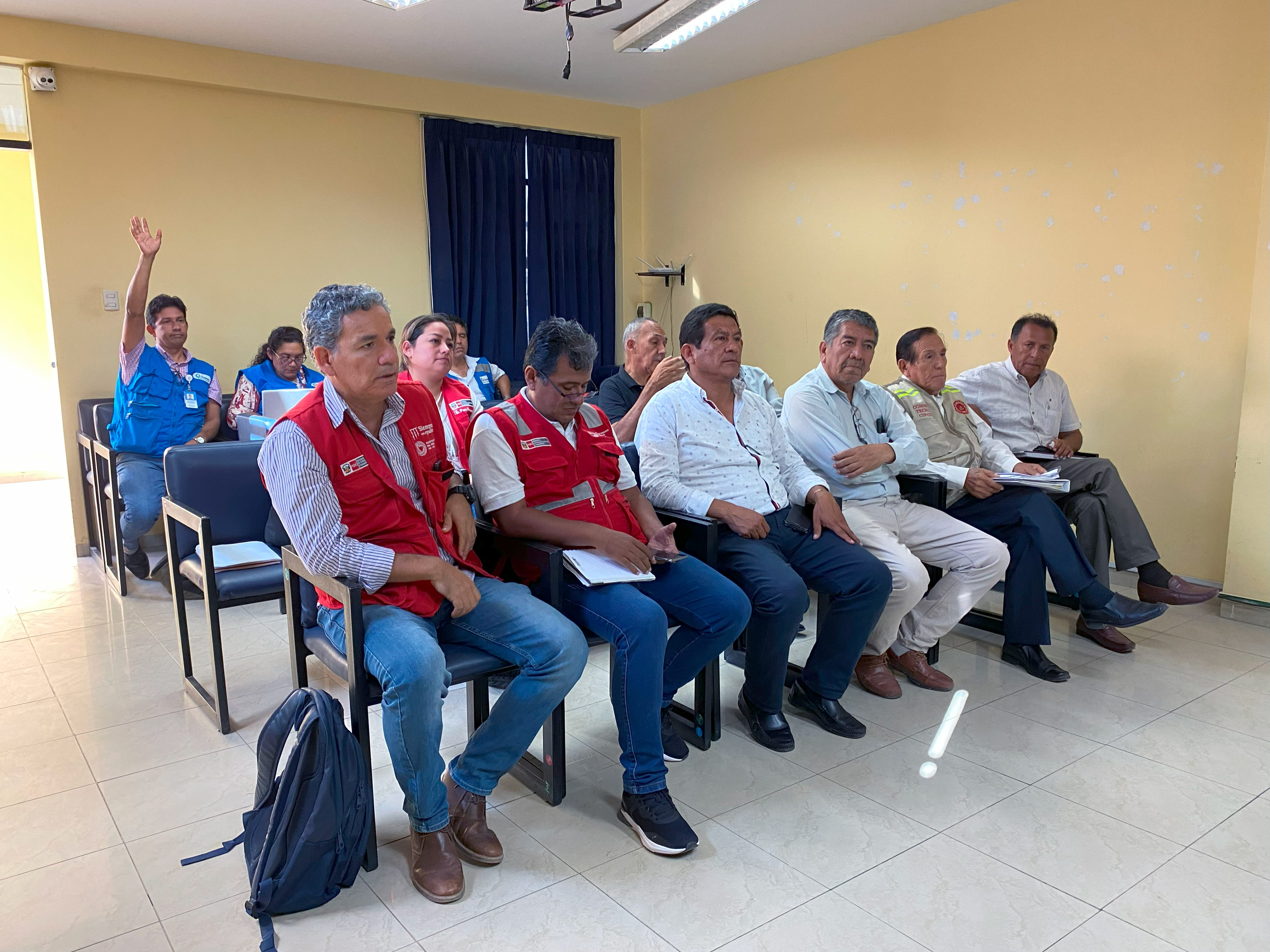 foto de la reunión "instalación de la mesa técnica"