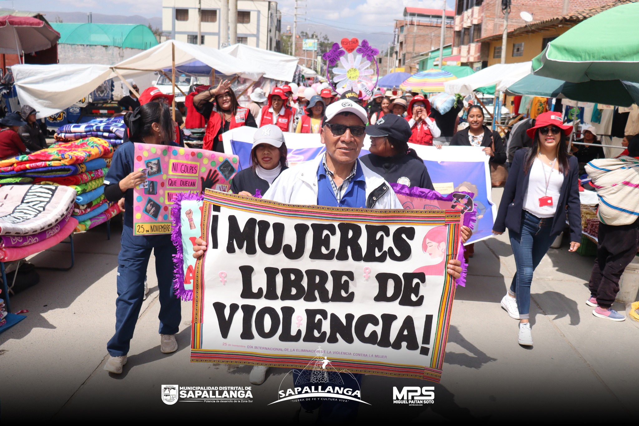 Pasacalle y foro panel por el "Día Internacional de la eliminación de la Violencia contra la Mujer"