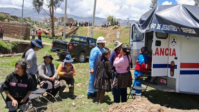 Huancayo: Minsa prestó ayuda inmediata a establecimiento de salud afectado por inundación