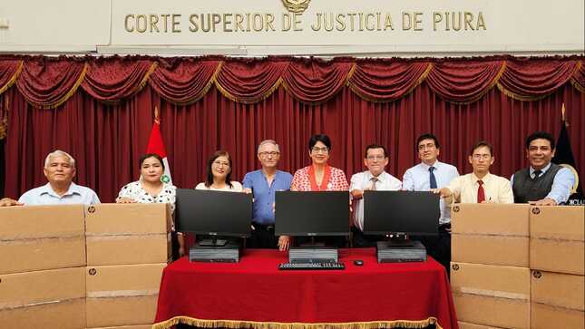 Continúa proceso de modernización de equipos informáticos en la Corte Superior de Piura